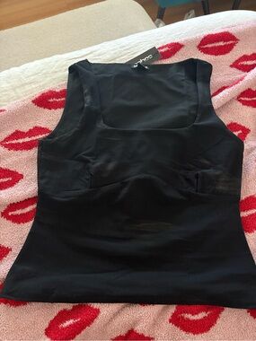 Boohoo Black Square-Neck Tank Top